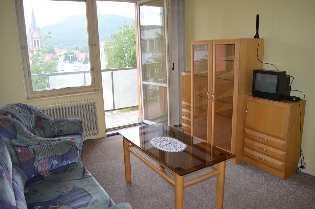 Biznis centrum / ubytovna Rožňava Exteriér fotografie